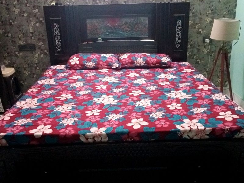 Floral Print Bedsheet