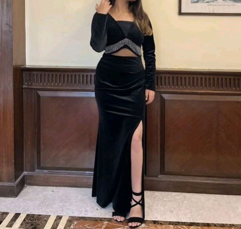 BRANDED BLACK DRESS🧚🏼‍♀️🌷✨️