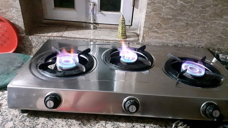 Very High Flame 3 burner Gas Stove