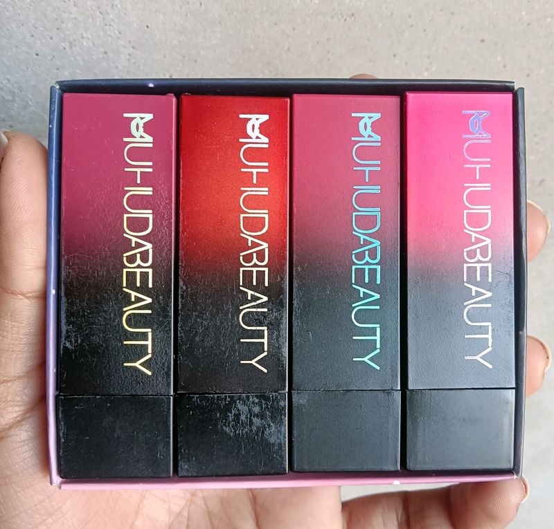 Huda Beauty Lipstick Set