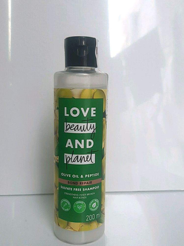 Love Beauty And Planet Bond Repair Shampoo