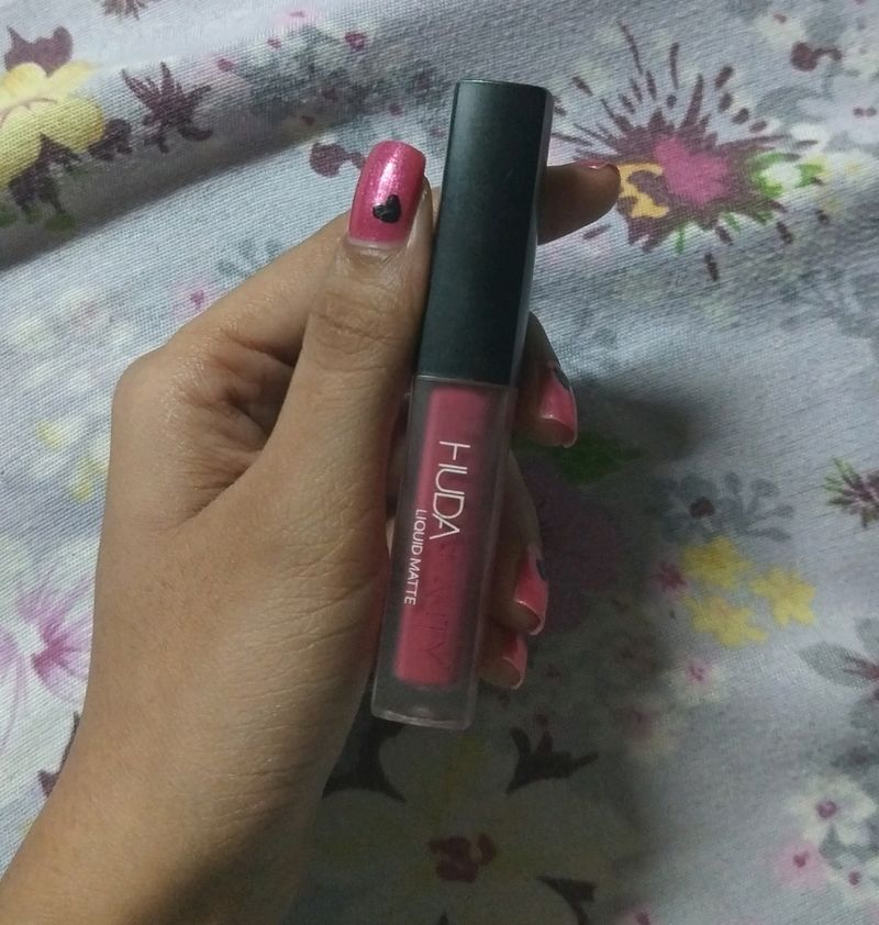 Matte Finish Pink Liquid Lipstick (Matte)