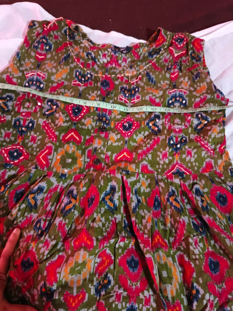 Sleeveless Kurti