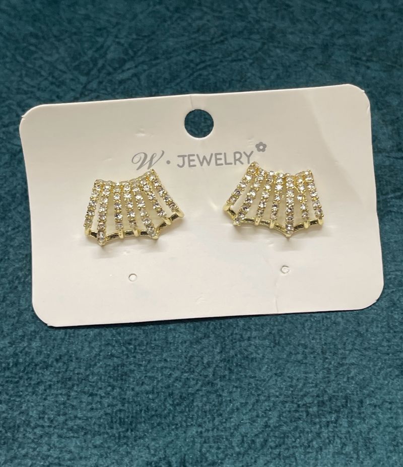 Korean Stylish Row Cubic C Shape Stud Earring