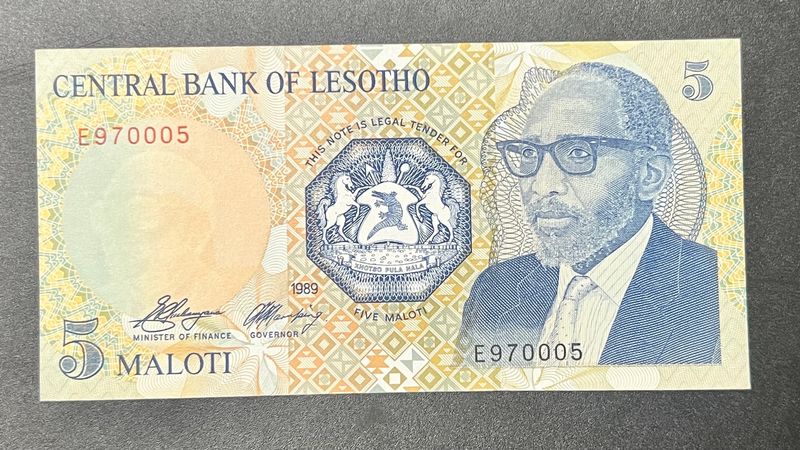 Sale. 5 Maloti Lesotho Rare