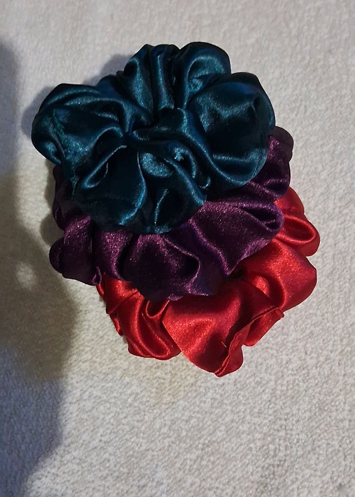 Beautiful 3 Hand Made Scrunchies Combo