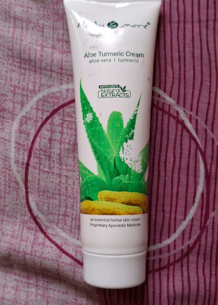 Nature & Herbs Face Cream With Alovera Extract