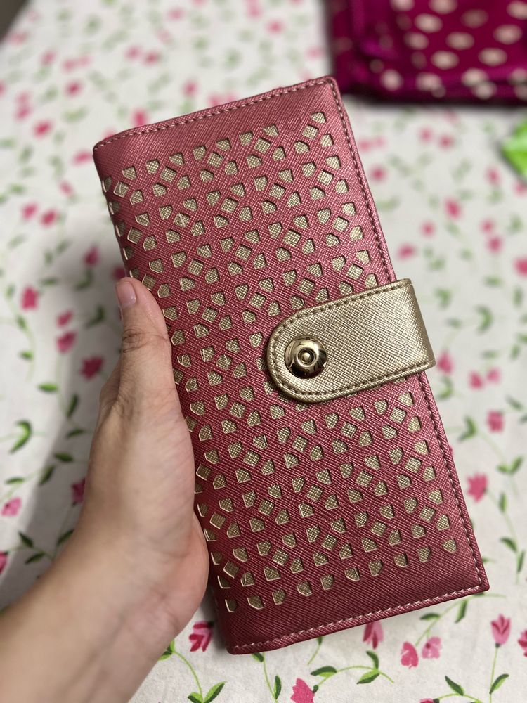 Pink Wallet With Freebie Watch ⌚️