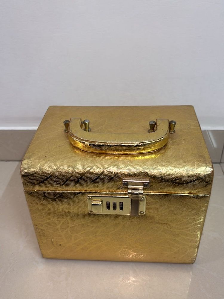 Golden Storage Box/Vanity