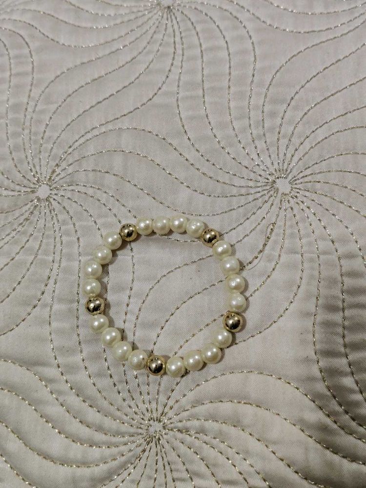 Pearl Bracelet