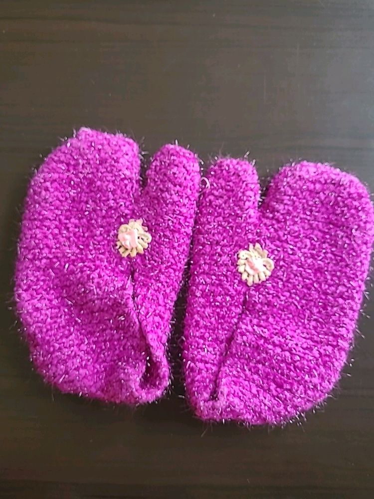 Never Worn Woolen Booties