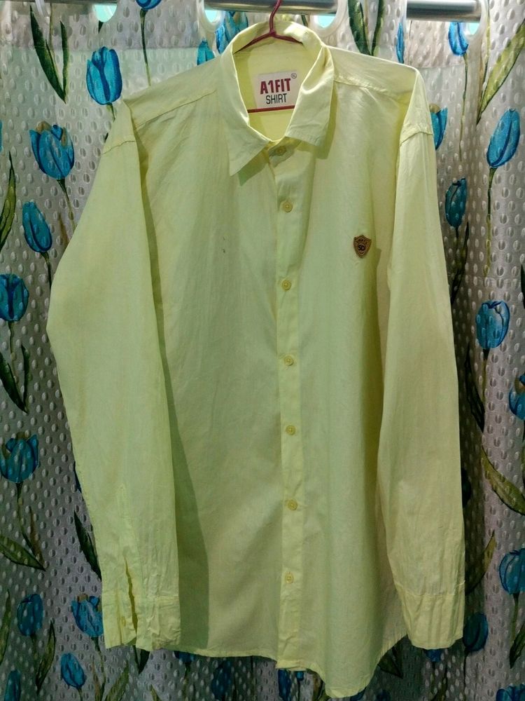 Unisex Shirt ( XL ) 👕 Lime Green / Light Yellow