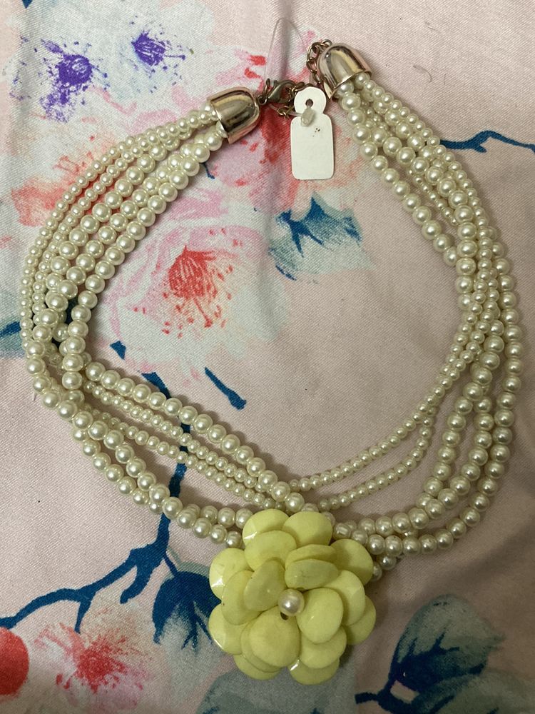 Neck Piece White Color Beads And Yellow Flower