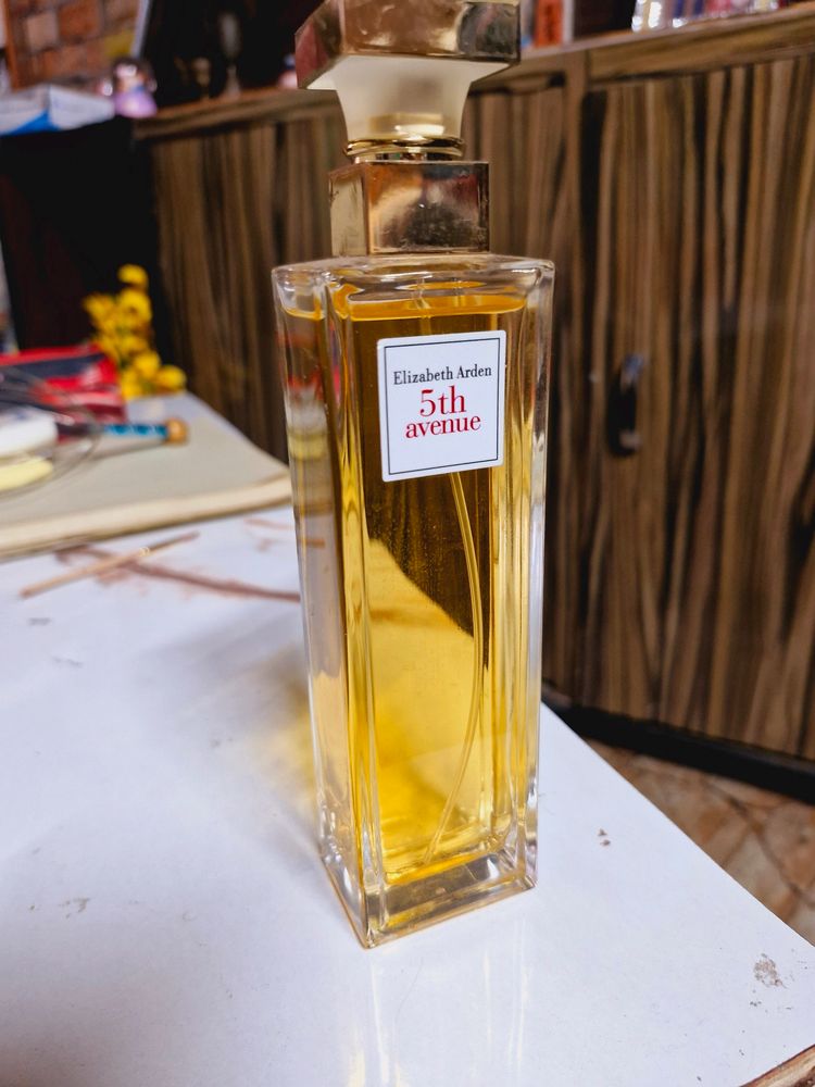 Elizabeth Arden 5th Avenue Perfume