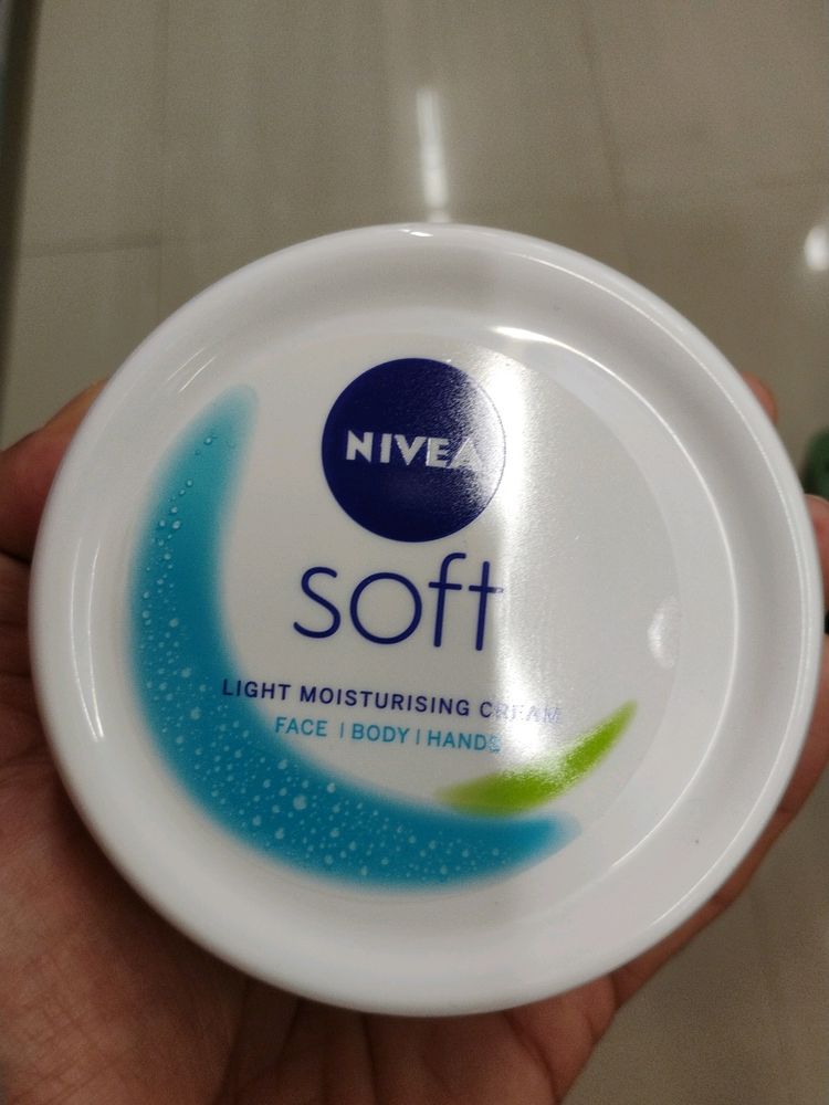 Nivea Soft Skin Cream