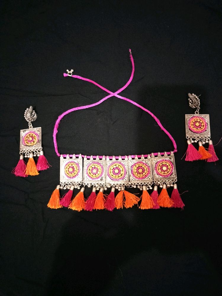 Threads Jhumka