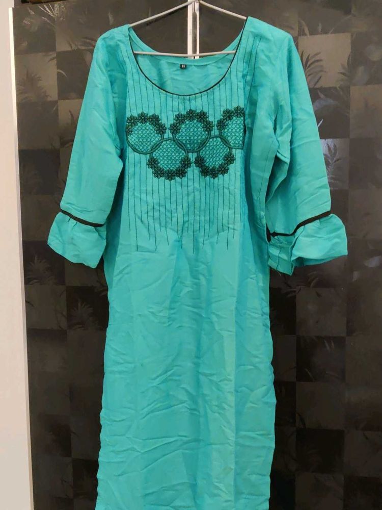 Simple And Beautiful Kurta