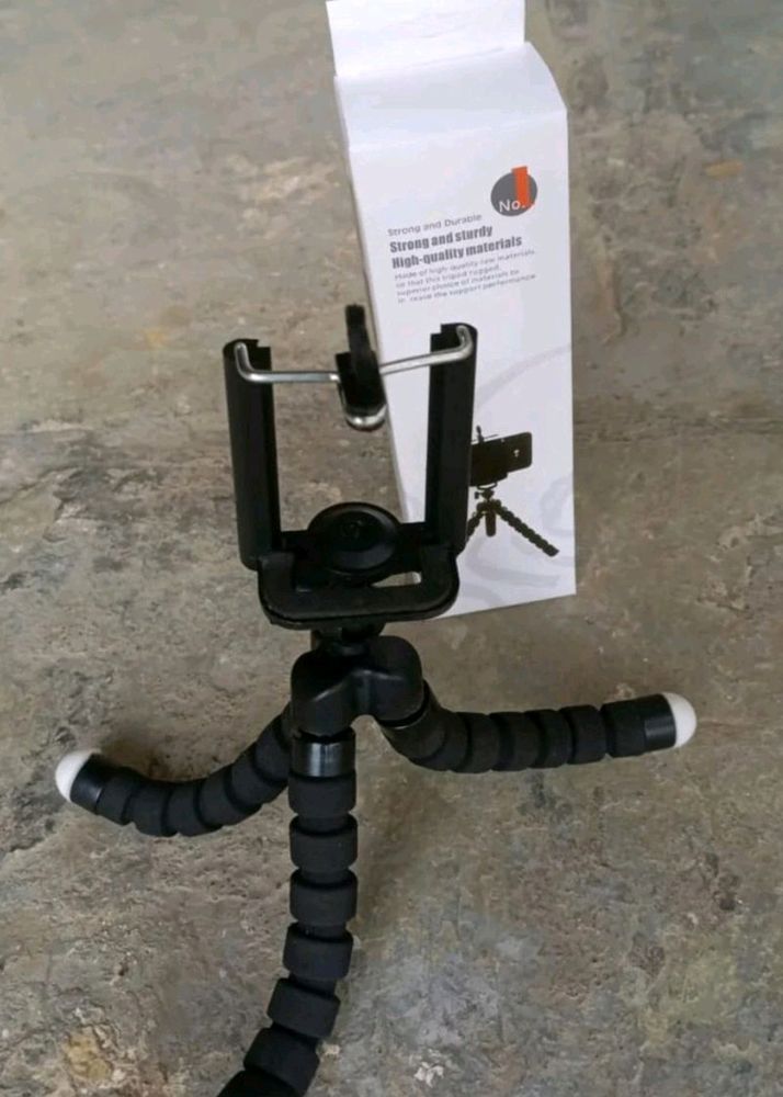 Portable Mini Octopus Tripod Mobile Stand