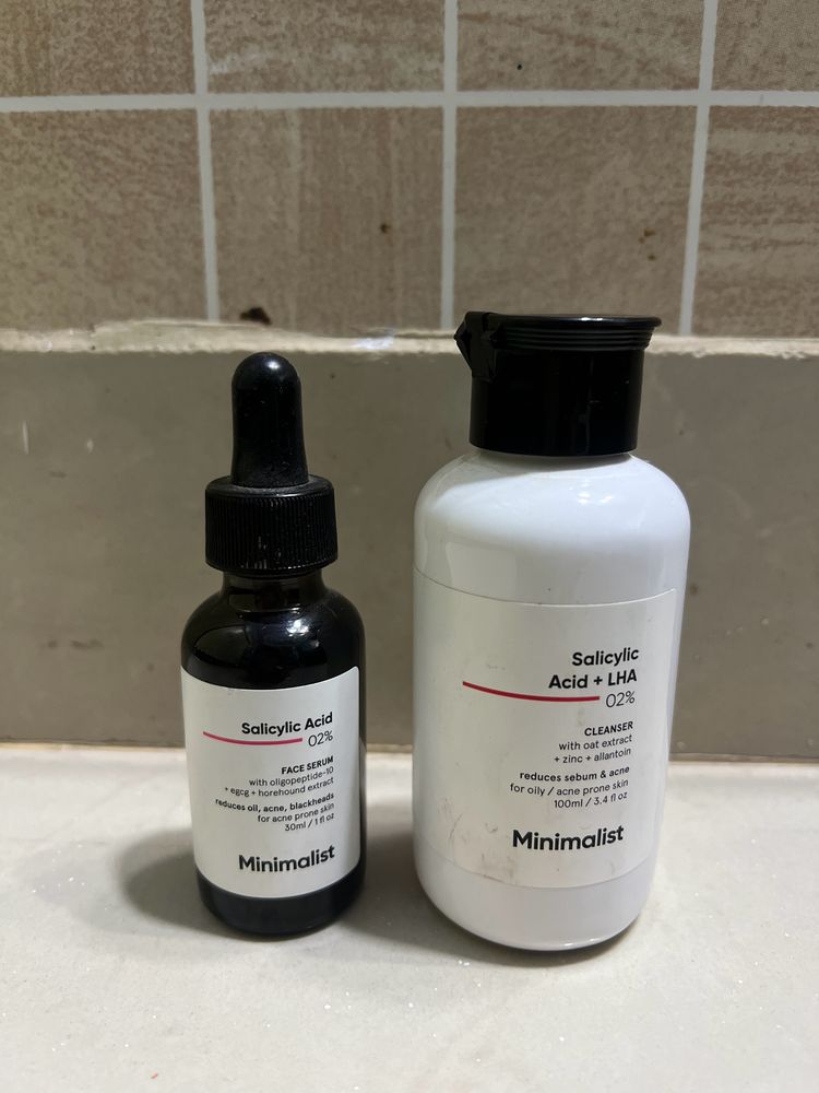 minimilist clenser and face serum