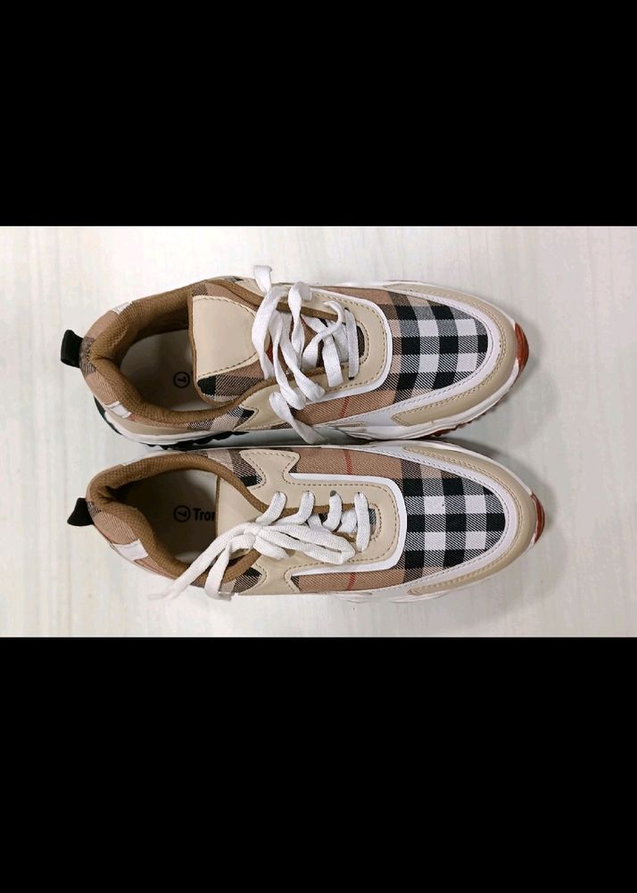 Tronistor New Beige And Checked Shoes