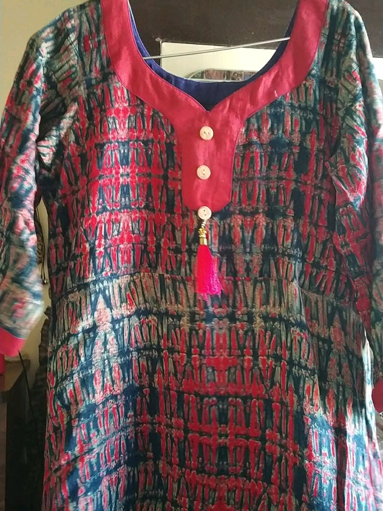 Straight And Round Kurties