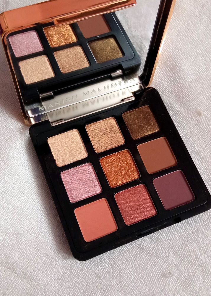 💁‍♀️Manish Malhotra 9 In 1 Eyeshadow Palette