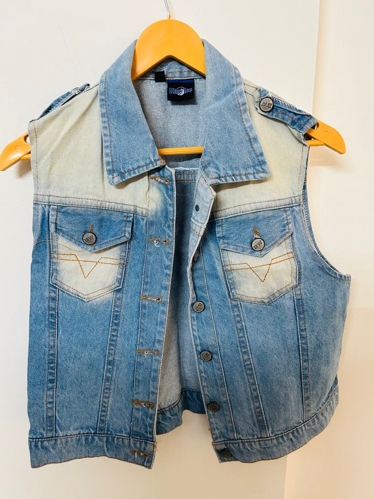 Cool Denim Sleeveless Jacket