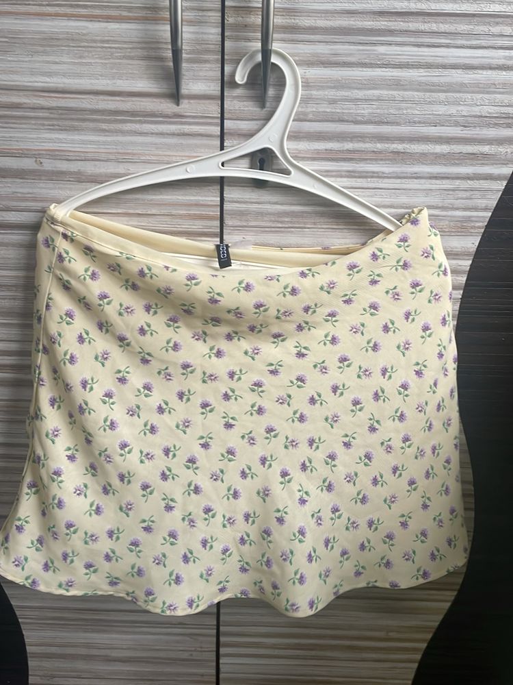 H&M Skirt- 42