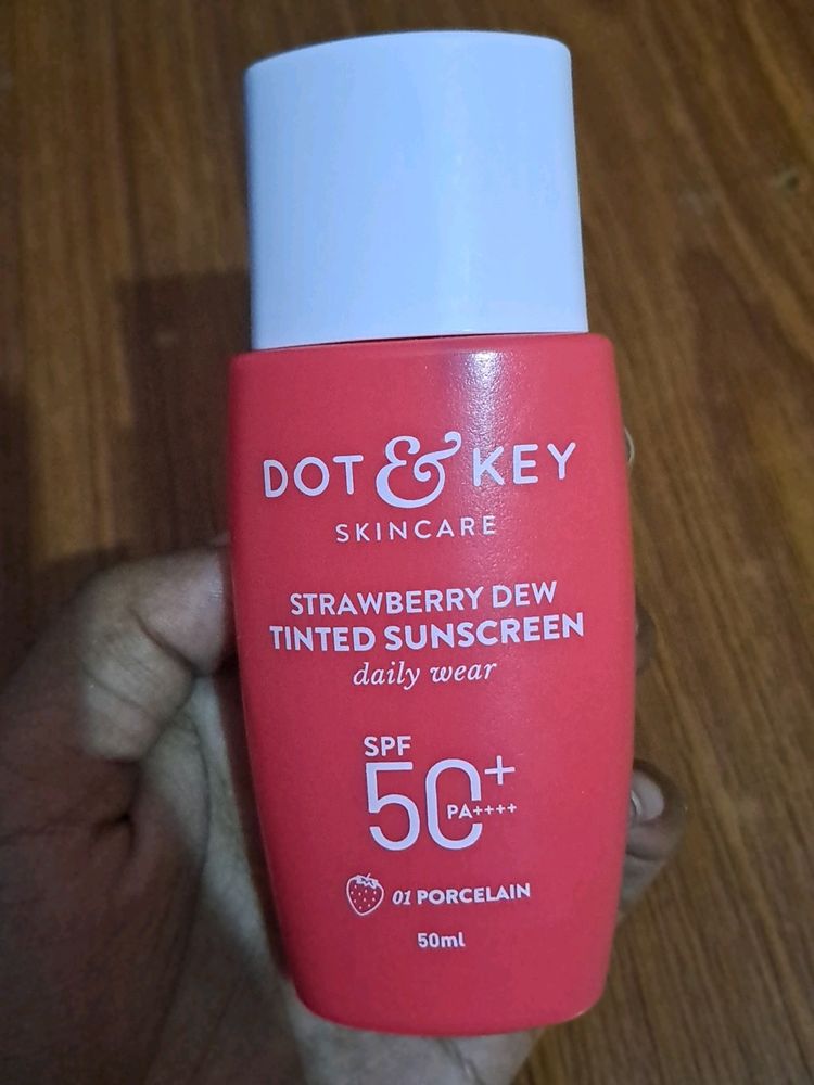 Dot And Key Tinted Sunscreen