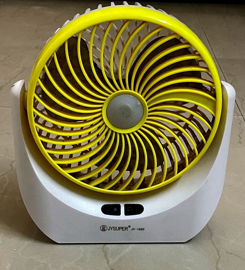 Cool Fan Breezy Rechargeable