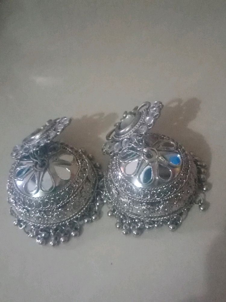 Silver Jhumkha earring