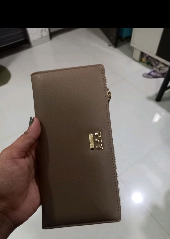 Band New Pfy Wallet For Sale