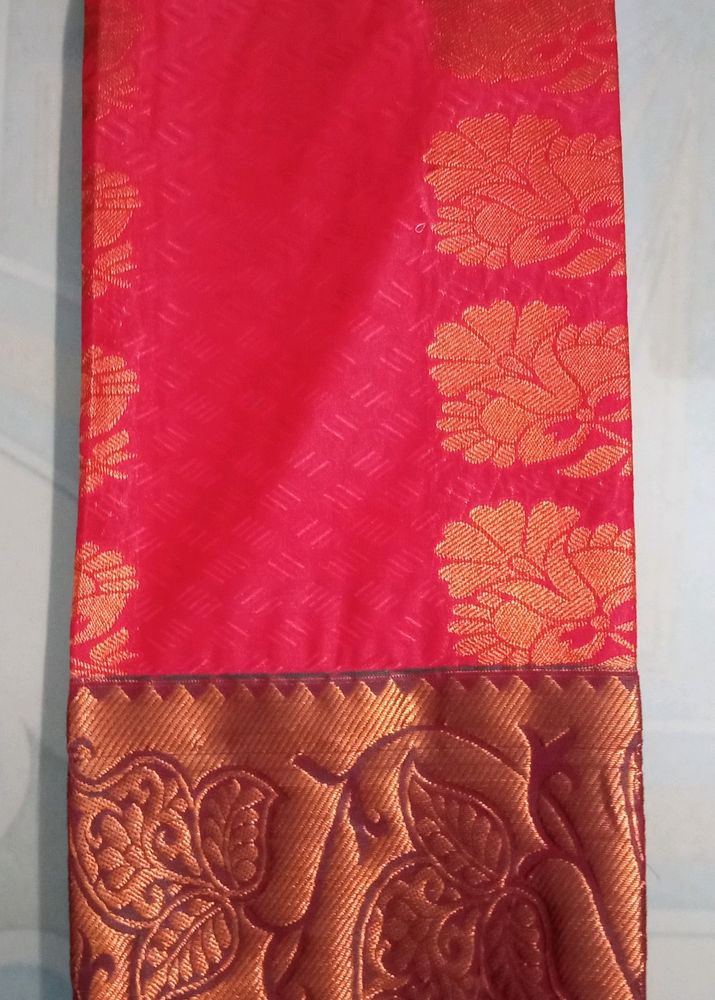 A Elegant Bright Silk Saree