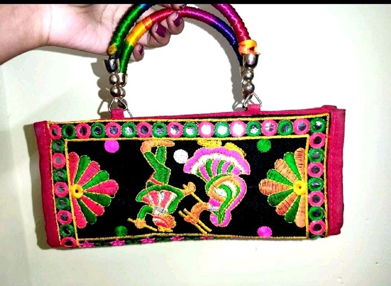 🎉OFFER ‼️Rajasthani Clutch 🎁