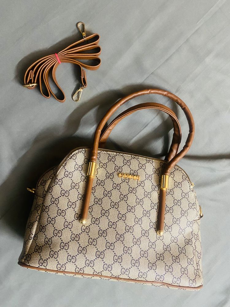 PREMIUM GUCCI HAND BANG With Sling Attachment