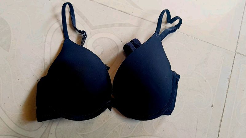 Black Padded Bra