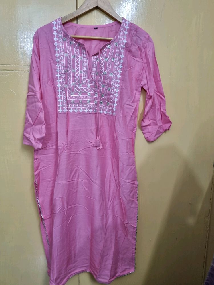 Women Kurta With Pant Set