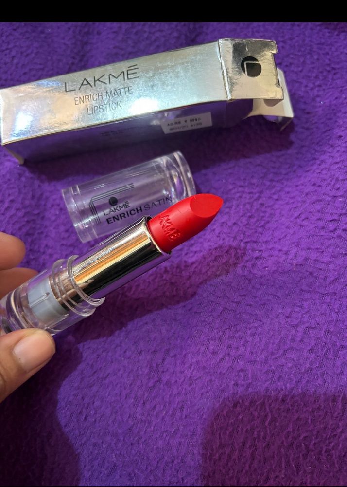 lakme Enrich matte Lipstick