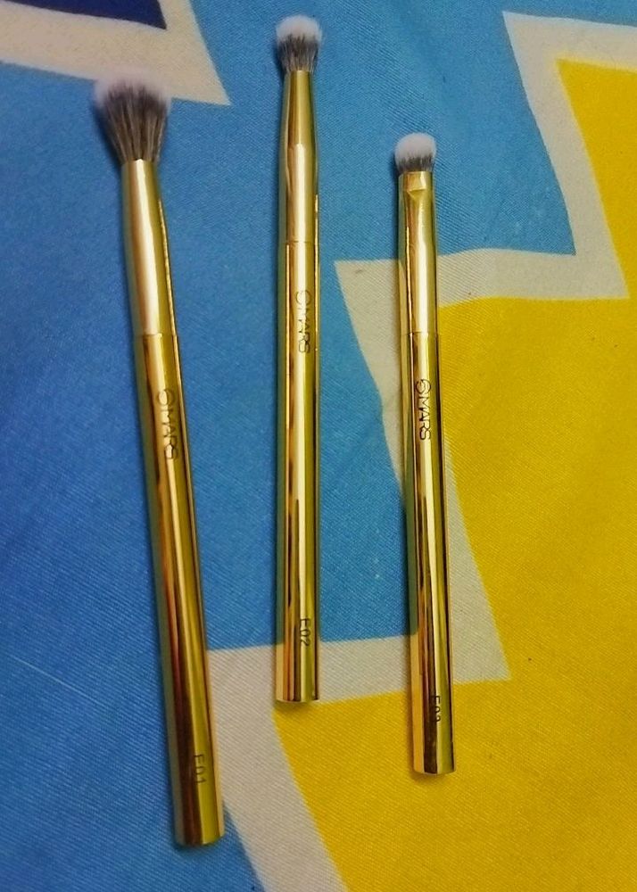 Eyeshadow Brushes Set Of 3