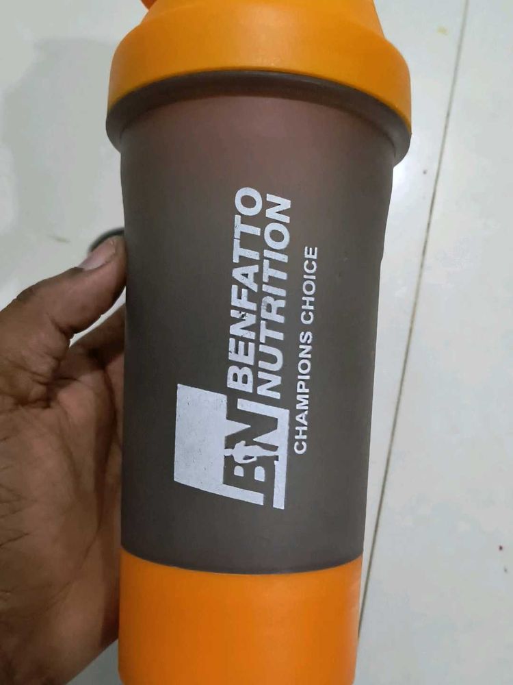 Water Bottles And Protein Mix Bottle For Gym