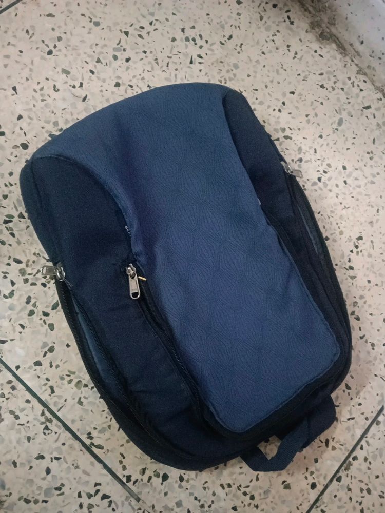 Laptop Bag With Two Compartments