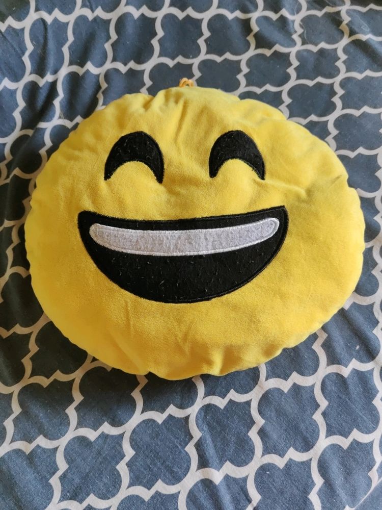 Smiley Cushion