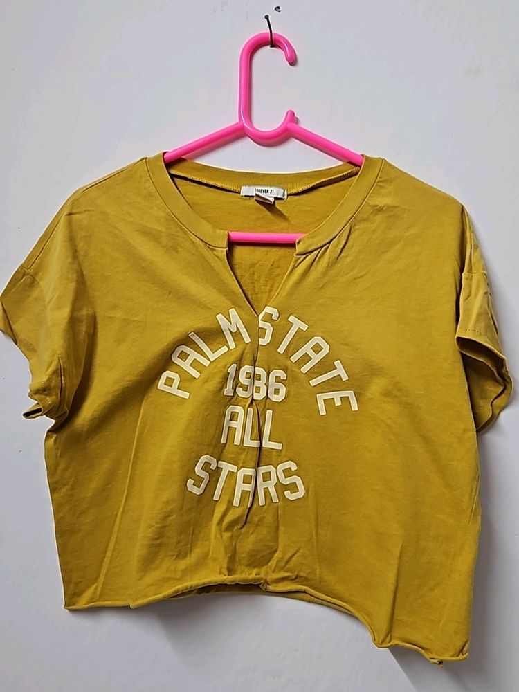 Forever 21 Cropped Tshirt