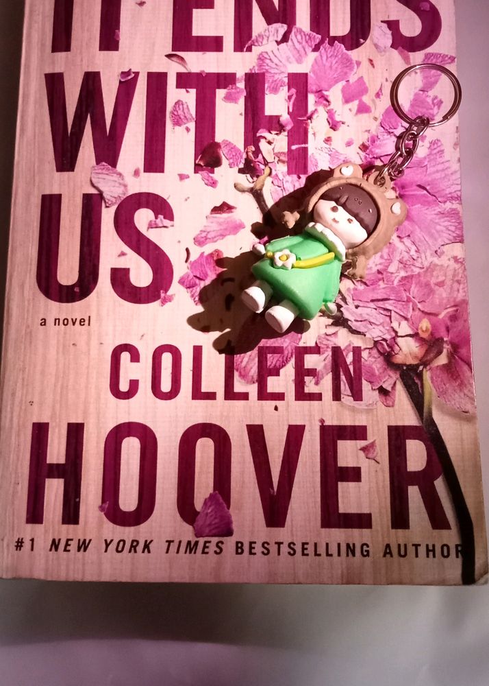 IT ENDS WITH US🌸🍂 -COLLEN HOOVER BOOK 🎀