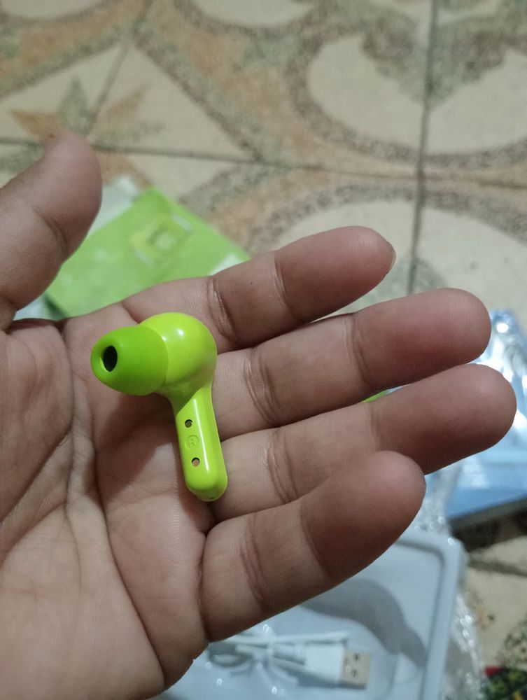 Blootuth Earpod