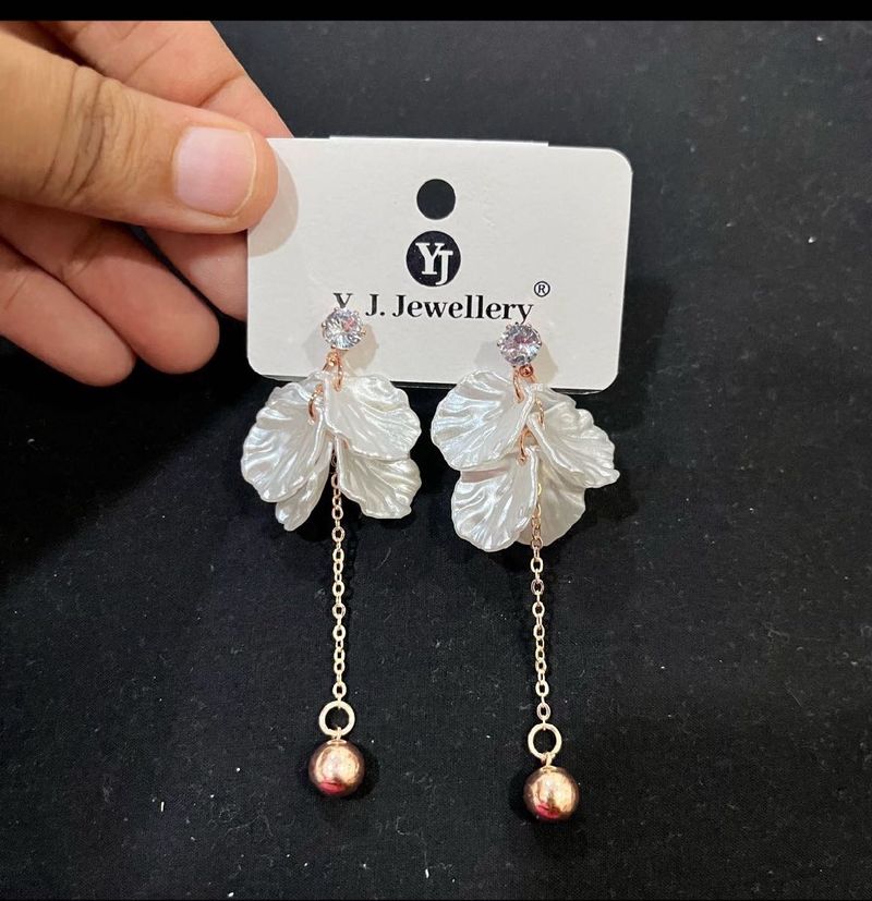 Flower Earrings -1