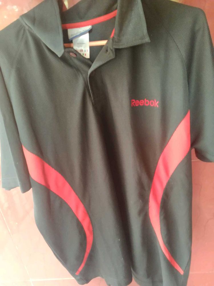 Branded Reebok  Tshirt At Just Rs 699