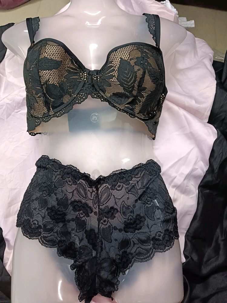 Black Set For Beautiful Ladies