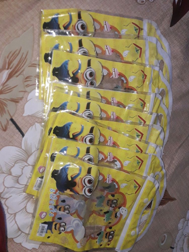 Minions Packing Carry Bag's