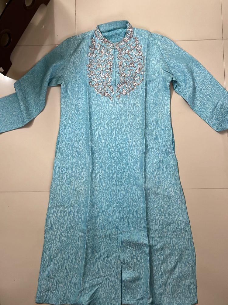 Men Blue Kurta With Golden Work